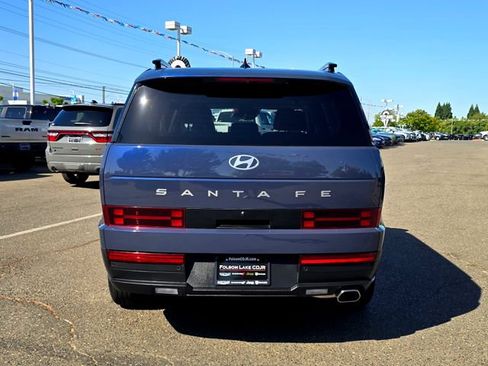 Used 2025 Hyundai Santa Fe SEL FWD image 5