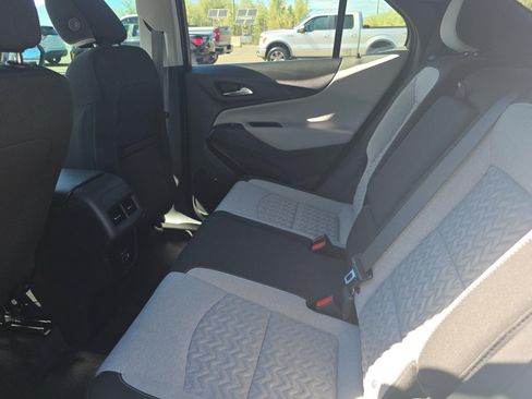 Used 2024 Chevrolet Equinox LT AWD/4WD image 13