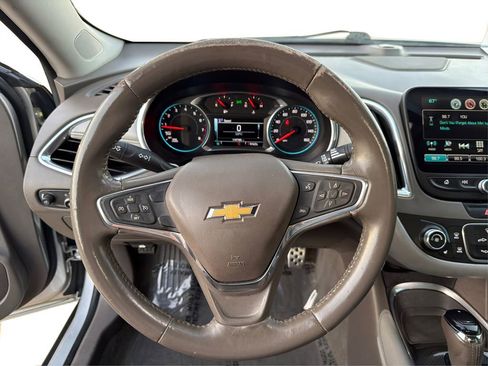 Used 2016 Chevrolet Malibu LT w/ Leather Package image 17