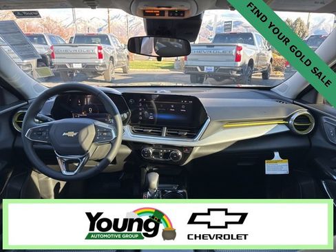 New 2026 Chevrolet Trax LT w/ Driver Confidence Package image 12