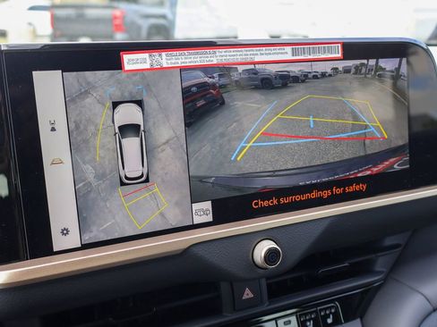 New 2026 Toyota Crown Signia w/ Advanced Technology Package image 4