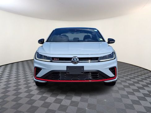 Used 2025 Volkswagen Jetta GLI Autobahn FWD image 3