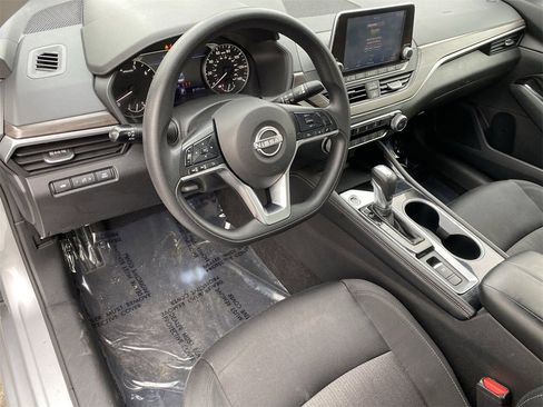 Certified 2023 Nissan Altima 2.5 SV image 17