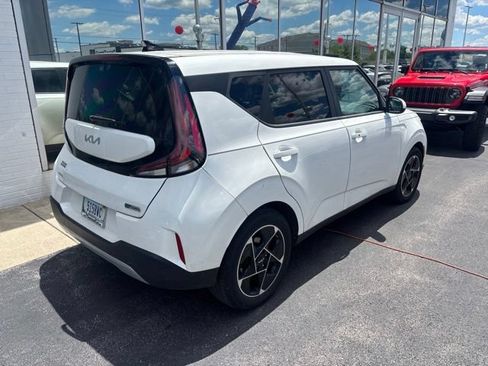 Certified 2023 Kia Soul EX FWD image 5