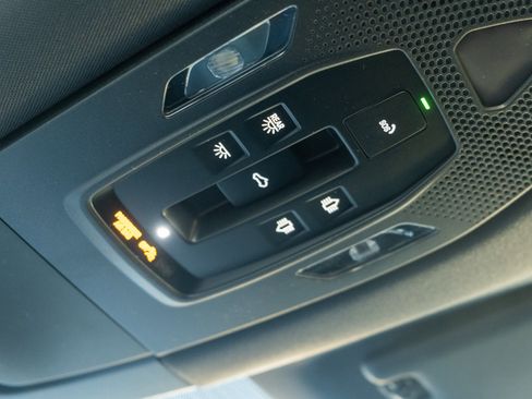 New 2026 Porsche Macan 4 Electric image 31