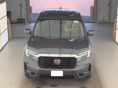 Used 2023 Honda Ridgeline RTL-E image 3