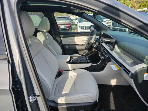 New 2026 Hyundai Tucson Limited w/ Tow & Go Package image 11