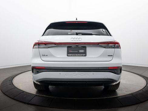 Certified 2025 Audi Q4 e-tron Premium Plus w/ Premium Plus AWD/4WD image 22