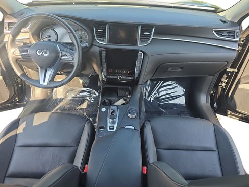 Used 2023 INFINITI QX50 Luxe AWD/4WD image 9