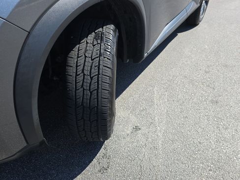 Used 2023 Nissan Rogue SV image 33