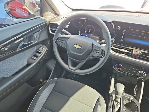 Used 2026 Chevrolet TrailBlazer LT image 10