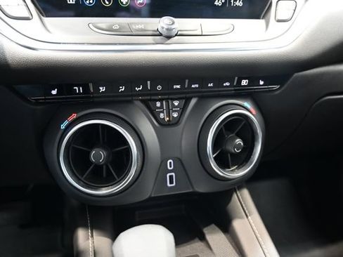 Used 2023 Chevrolet Blazer LT w/ Convenience Package image 17