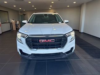 Used 2022 GMC Terrain SLE w/ Driver Convenience Package video 2