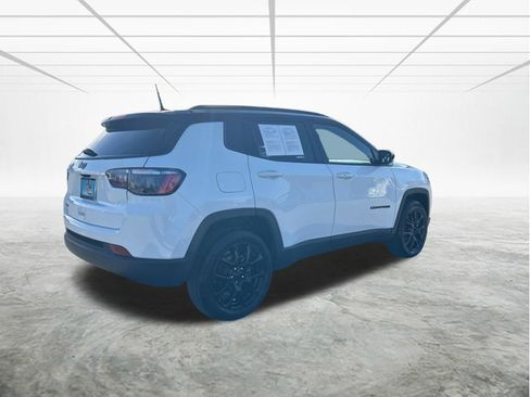 Certified 2023 Jeep Compass Altitude w/ Convenience Group image 4