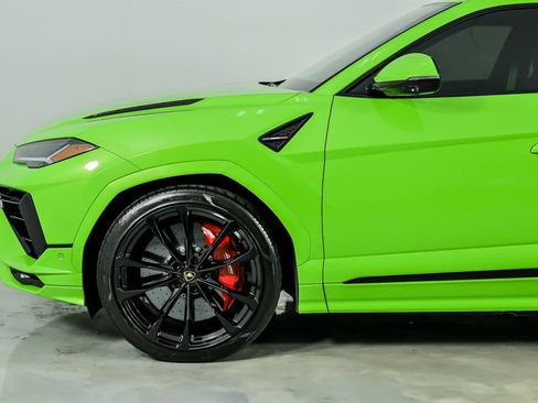 Used 2023 Lamborghini Urus S image 7