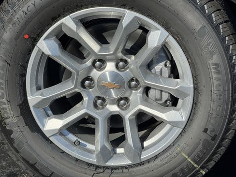 New 2026 Chevrolet Silverado 1500 LT image 8