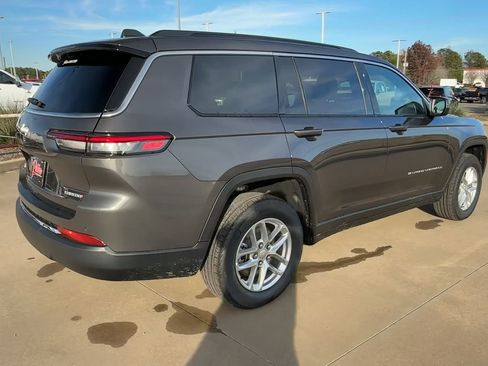 New 2025 Jeep Grand Cherokee L Laredo w/ Luxury Tech Group I image 9