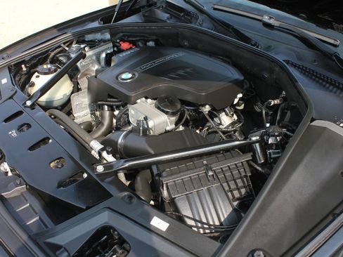 Used 2016 BMW 528i xDrive Sedan image 51