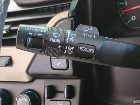 Used 2017 GMC Yukon Denali w/ Open Road Package image 25