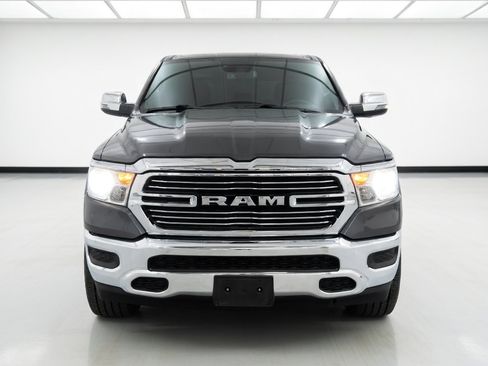 Used 2023 RAM 1500 Laramie AWD/4WD image 2