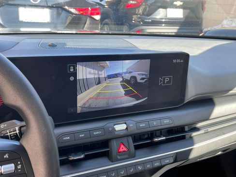 Used 2025 Kia K4 LXS image 22