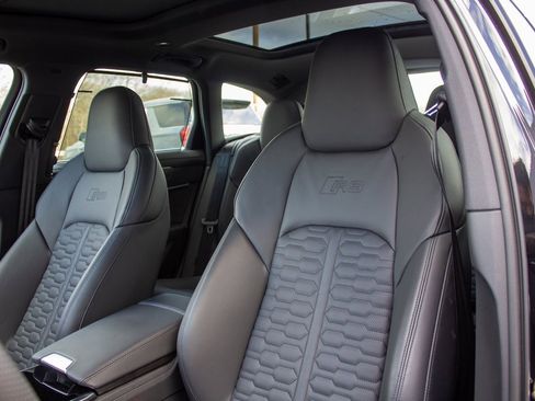 Used 2025 Audi RS 6 performance image 12