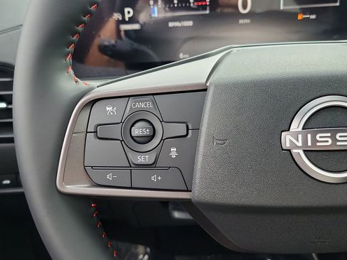 New 2026 Nissan Sentra SR w/ Floor Mat Package image 6