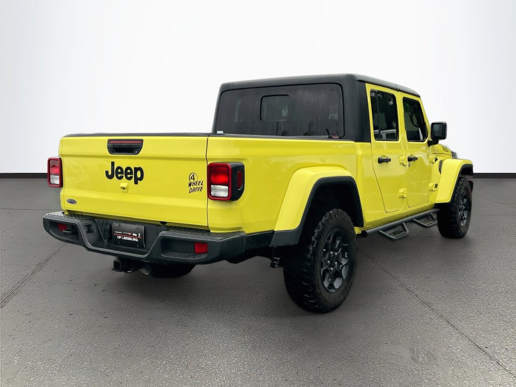 Used 2023 Jeep Gladiator Sport AWD/4WD image 7