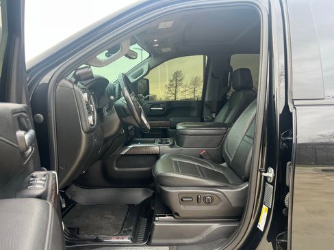 Used 2021 GMC Sierra 2500 Denali w/ Denali Black Diamond Edition image 24