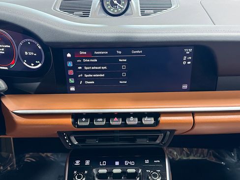 Used 2024 Porsche 911 Turbo image 27