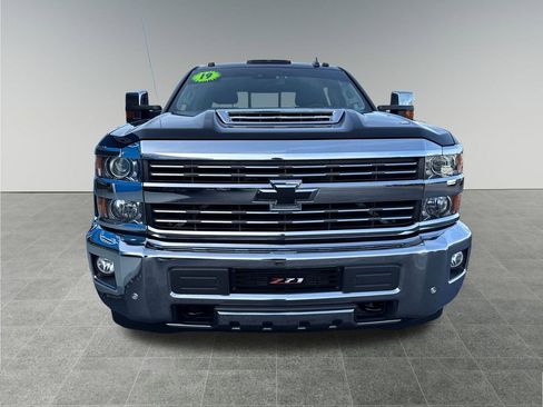 Used 2019 Chevrolet Silverado 3500 LTZ w/ Duramax Plus Package image 9