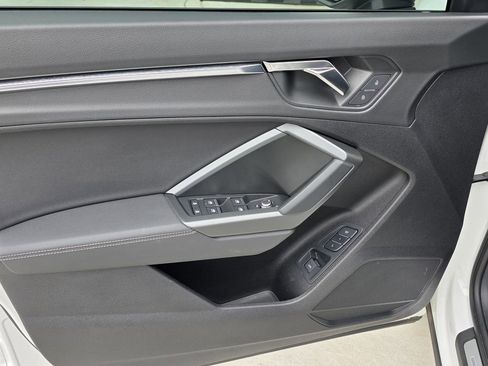 Used 2022 Audi Q3 2.0T Premium Plus w/ Premium Plus Package image 16