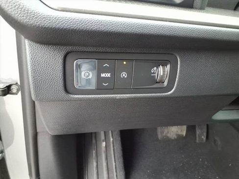 New 2026 Chevrolet Traverse LT w/ Midnight/Sport Edition image 12