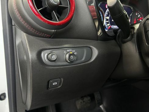 Used 2023 Chevrolet Blazer RS FWD image 22