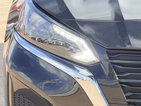 Used 2025 Nissan Altima 2.5 SV FWD image 4
