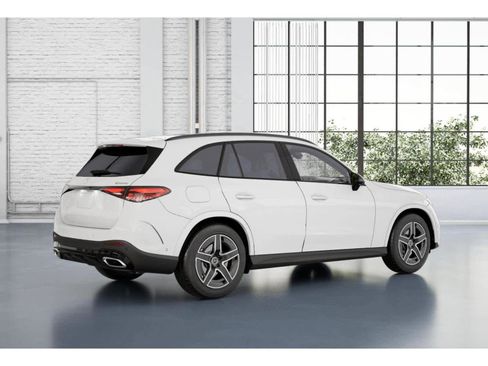 Used 2026 Mercedes-Benz GLC 300 4MATIC image 18