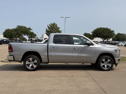 Used 2023 RAM 1500 Laramie AWD/4WD image 4