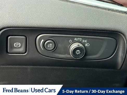 Used 2018 Buick Enclave Avenir w/ Avenir Technology Package image 11