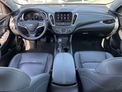 Used 2023 Chevrolet Malibu LT FWD image 9