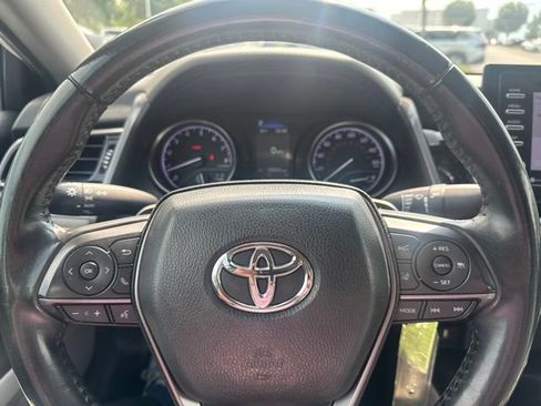 Used 2024 Toyota Camry SE FWD image 13