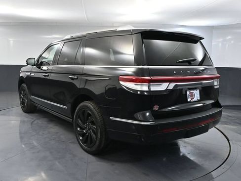 Used 2024 Lincoln Navigator Reserve AWD/4WD image 8