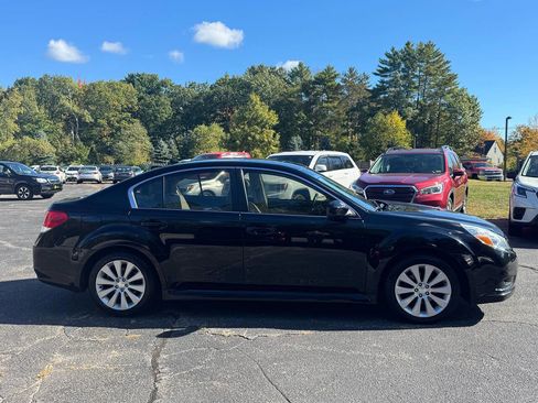 Used 2011 Subaru Legacy 2.5i Limited image 6