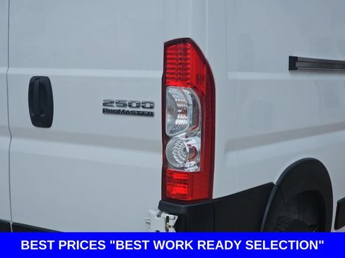 Used 2023 RAM ProMaster 2500 FWD image 39