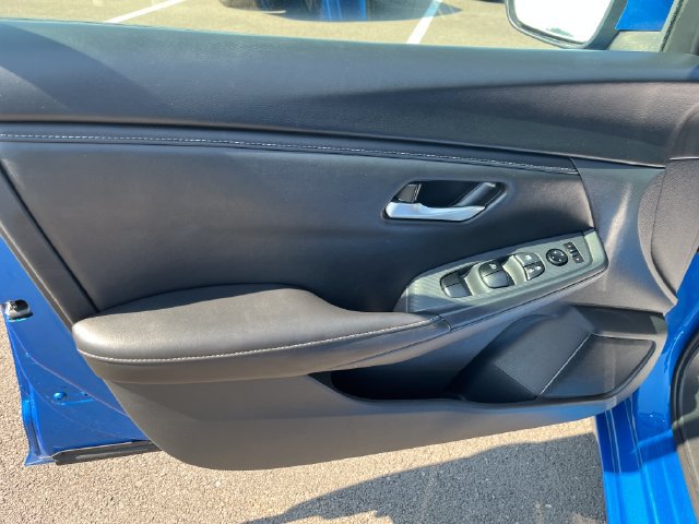 Certified 2025 Nissan Sentra SV FWD image 11