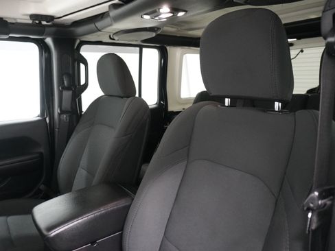 Used 2020 Jeep Wrangler Unlimited Sport AWD/4WD image 12