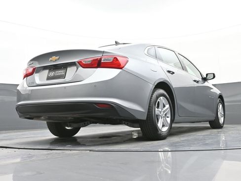 Used 2024 Chevrolet Malibu LS image 38