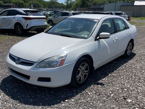 Used 2007 Honda Accord SE image 1