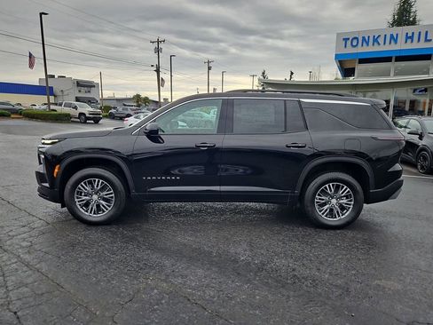 New 2026 Chevrolet Traverse LT image 3