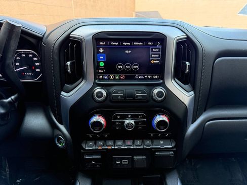 Used 2020 GMC Sierra 1500 SLT w/ SLT Premium Plus Package AWD/4WD image 15
