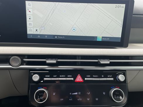 New 2026 Hyundai Tucson SEL FWD image 24